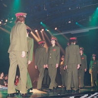 モガインターナショナル モデル ショー 写真